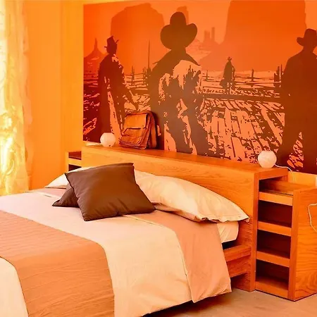 Movie Bed & Breakfast Rom