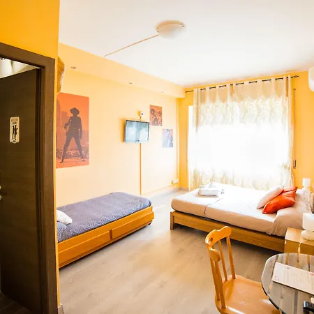 Bed & Breakfast Movie 2*
