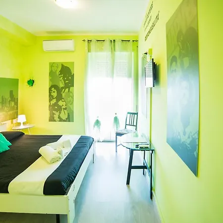Bed & Breakfast Movie Rom